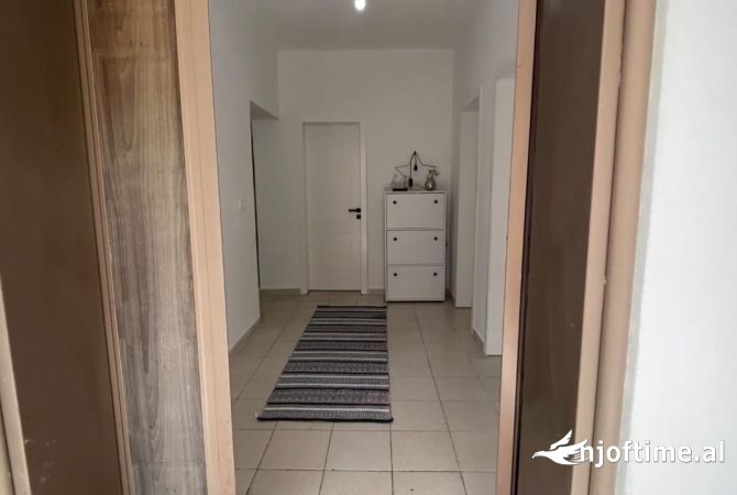 Shtepi me qera 2+1 ne Tirane - 600 Euro