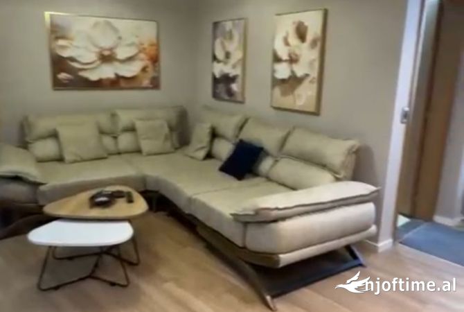 Shtepi ne shitje 2+1 ne Tirane - 230,000 Euro