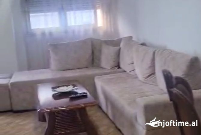 Shtepi me qera 1+1 ne Tirane - 400 Euro