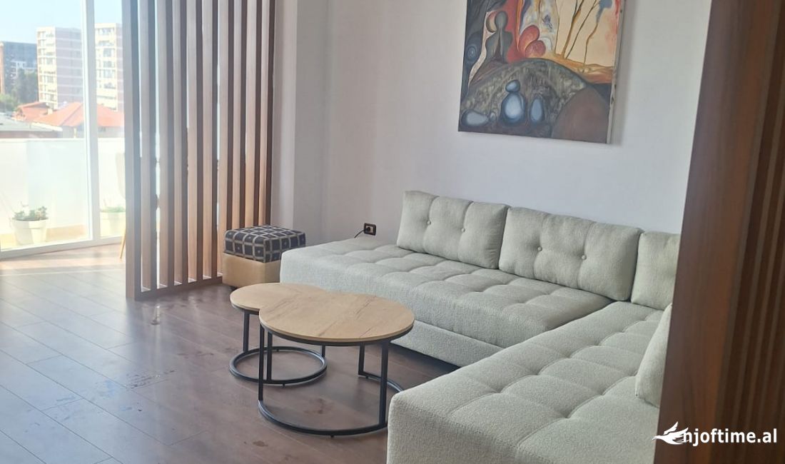 Shtepi me qera Apartament ne Tirane, 2+1, Mobilimi E mobiluar, Pagesa 600  Euro.