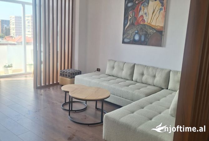 Shtepi me qera 2+1 ne Tirane - 600 Euro