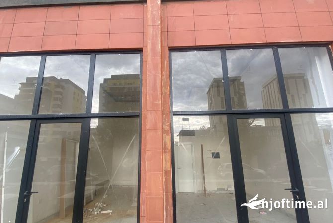 Ambient biznesi me qera 1+1 ne Tirane - 1,500 Euro