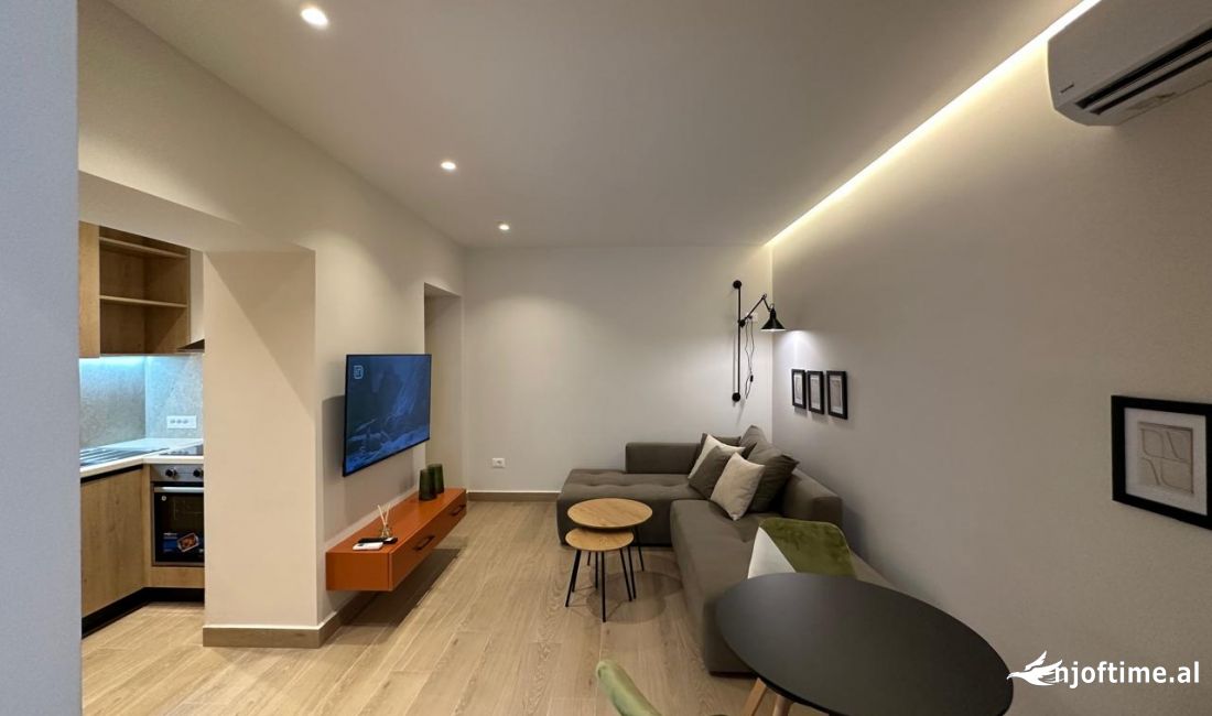 Shtepi me qera Apartament ne Tirane, 1+1, Mobilimi E mobiluar, Pagesa 510  Euro.
