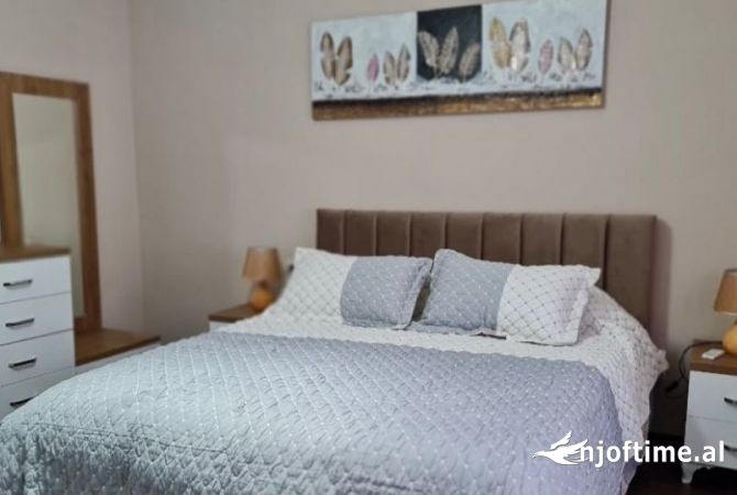 Shtepi me qera 1+1 ne Tirane - 550 Euro