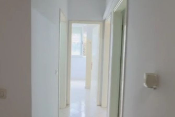 Ambient biznesi me qera 3+1 ne Tirane - 600 Euro