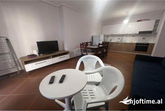 Shtepi me qera 1+1 ne Vlore - 360 Euro