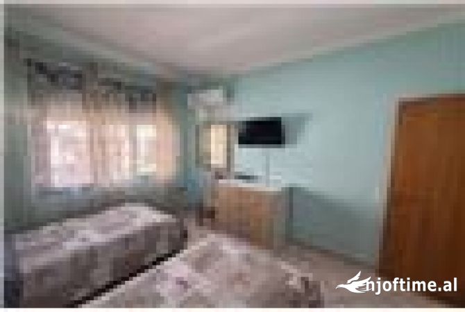 Shtepi me qera Apartament ne Vlore, 2+1, Mobilimi E mobiluar, Pagesa 450  Euro.