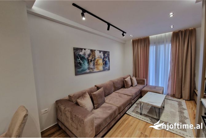 Shtepi me qera 2+1 ne Vlore - 500 Euro