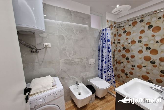 Shtepi me qera Apartament ne Vlore, 2+1, Mobilimi E mobiluar, Pagesa 500  Euro.