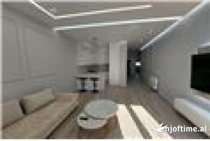 Shtepi ne shitje Apartament ne Vlore, 2+1, Mobilimi E mobiluar, Pagesa 225,000  Euro.