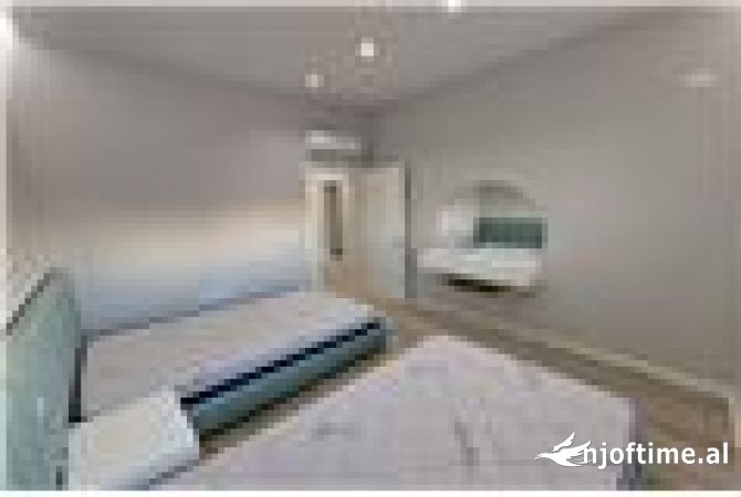 Shtepi ne shitje Apartament ne Vlore, 2+1, Mobilimi E mobiluar, Pagesa 225,000  Euro.