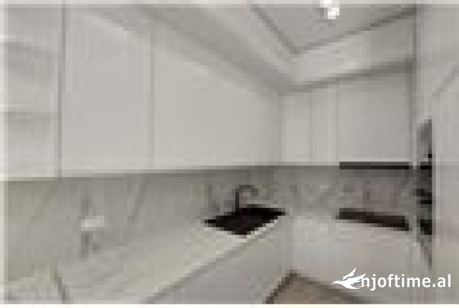 Shtepi ne shitje Apartament ne Vlore, 2+1, Mobilimi E mobiluar, Pagesa 225,000  Euro.