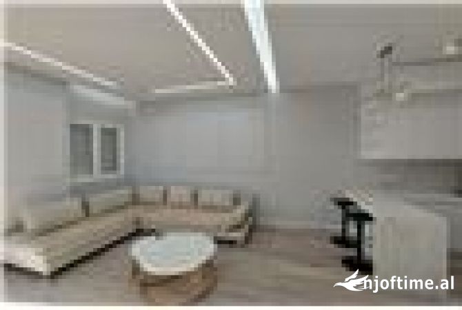 Shtepi ne shitje Apartament ne Vlore, 2+1, Mobilimi E mobiluar, Pagesa 225,000  Euro.