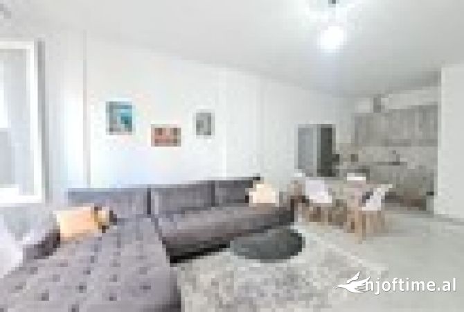 Shtepi me qera 1+1 ne Vlore - 300 Euro