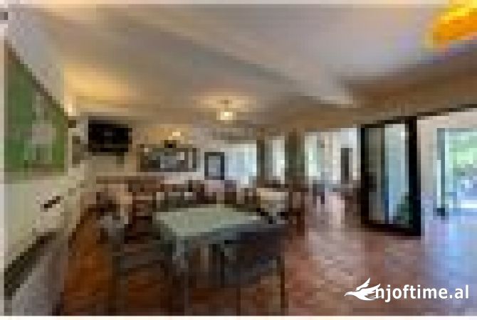 Business Property in Sale 2+1 in Vlora - 430,000 Euro