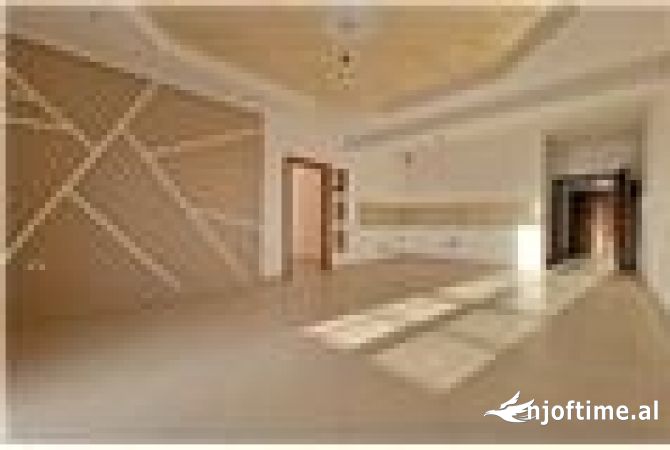 Shtepi ne shitje Apartament ne Vlore, 2+1, Mobilimi Pjeserisht e mobiluar, Pagesa 143,000  Euro.