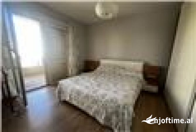 Shtepi ne shitje Apartament ne Vlore, 2+1, Mobilimi E mobiluar, Pagesa 219,000  Euro.