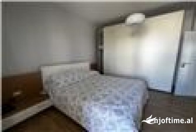 Shtepi ne shitje Apartament ne Vlore, 2+1, Mobilimi E mobiluar, Pagesa 219,000  Euro.