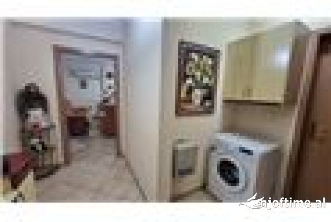 Shtepi ne shitje Apartament ne Vlore, 1+1, Mobilimi E mobiluar, Pagesa 64,000  Euro.