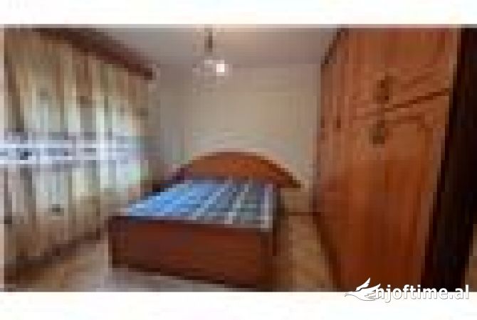 Shtepi ne shitje Apartament ne Vlore, 1+1, Mobilimi E mobiluar, Pagesa 64,000  Euro.