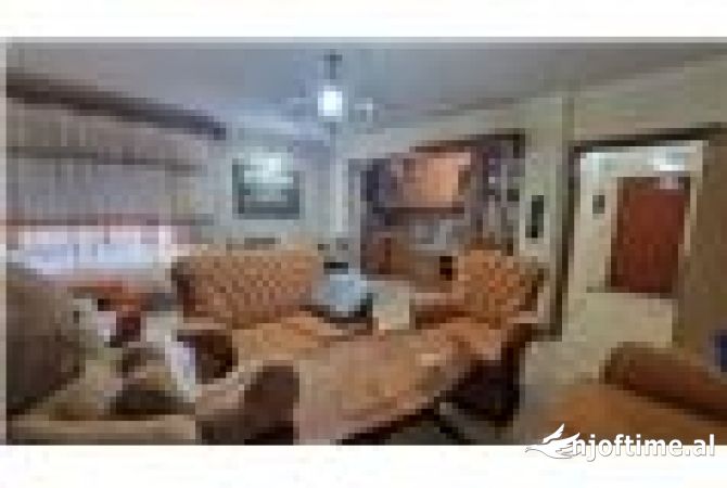 Shtepi ne shitje Apartament ne Vlore, 1+1, Mobilimi E mobiluar, Pagesa 64,000  Euro.