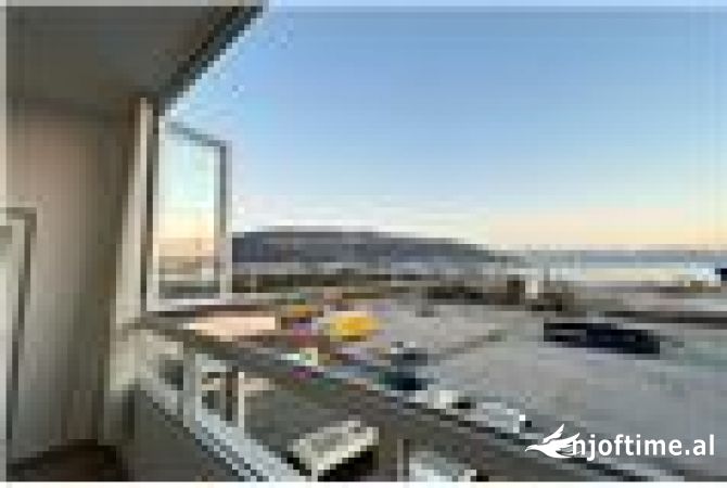 Shtepi ne shitje Apartament ne Vlore, 3+1, Mobilimi E mobiluar, Pagesa 318,000  Euro.