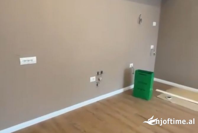 Shtepi ne shitje 2+1 ne Tirane - 165,000 Euro