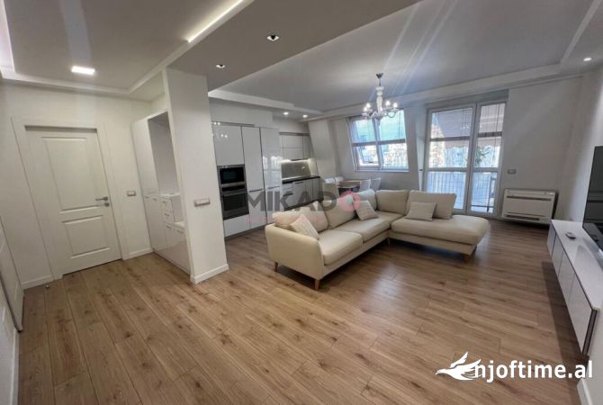 Shtepi me qera 2+1 ne Tirane - 1,200 Euro