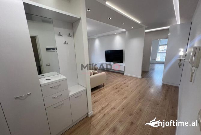 Shtepi me qera Apartament ne Tirane, 2+1, Mobilimi E mobiluar, Pagesa 1,200  Euro.