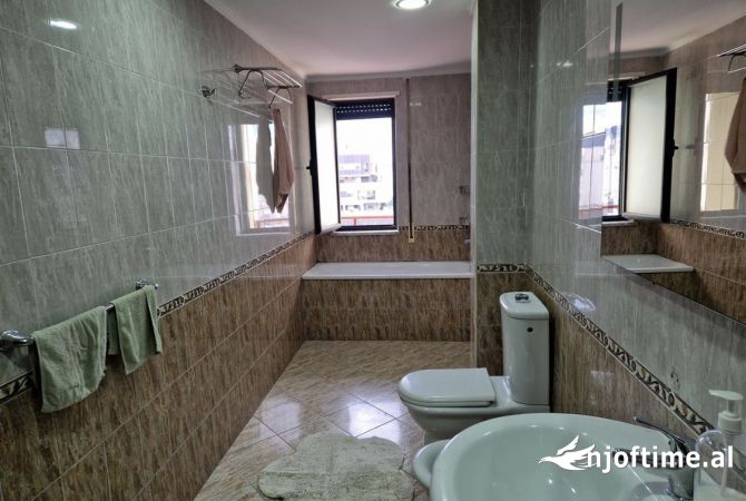 🔥Ambjent per Zyra per Qira Bllok 3+1+2  157m2 2000Euroneto 