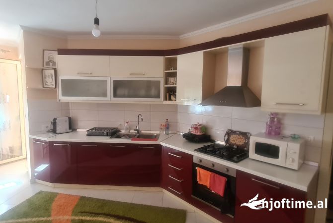 Shtepi ne shitje 2+1 ne Tirane - 127,000 Euro