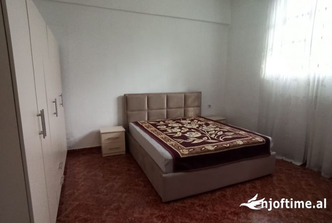 Shtepi me qera 1+1 ne Tirane - 35,000 Leke