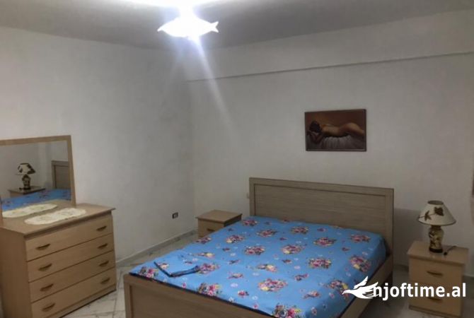 Shtepi me qera 1+1 ne Tirane - 400 Euro