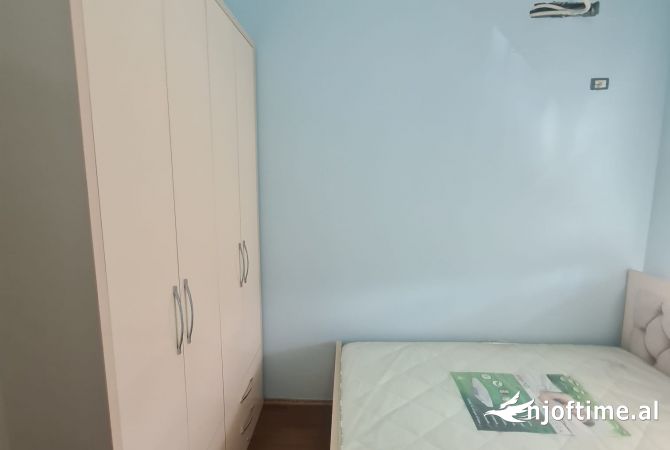 Shtepi me qera Apartament ne Tirane, 2+1, Mobilimi E mobiluar, Pagesa 600  Euro.