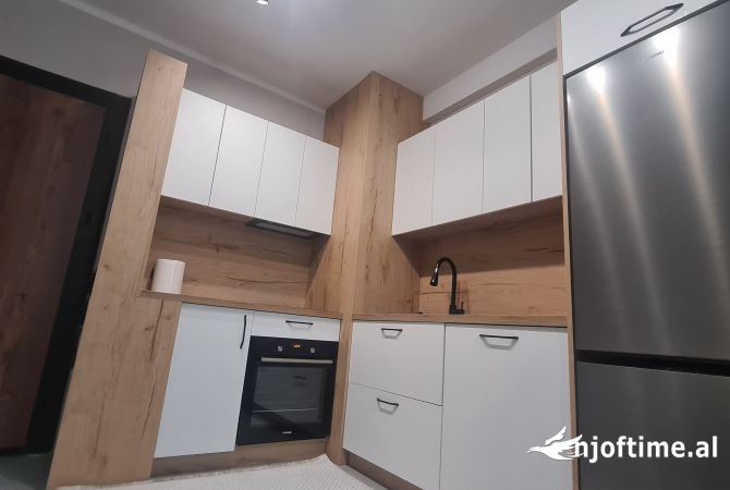 Shtepi me qera 1+1 ne Tirane - 450 Euro
