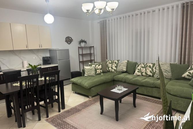 Shtepi me qera 2+1 ne Tirane - 55,000 Leke