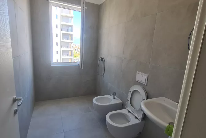 Apartment for rent in Tirana 2+1, Emty