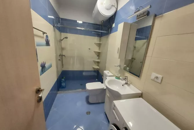 Shtepi me qera Apartament ne Tirane, 2+1, Mobilimi E mobiluar, Pagesa 570  Euro.