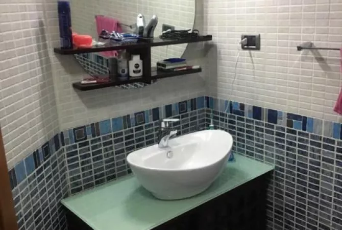 Shtepi me qera Apartament ne Tirane, 2+1, Mobilimi Bosh, pa mobiluar, Pagesa 700  Euro.