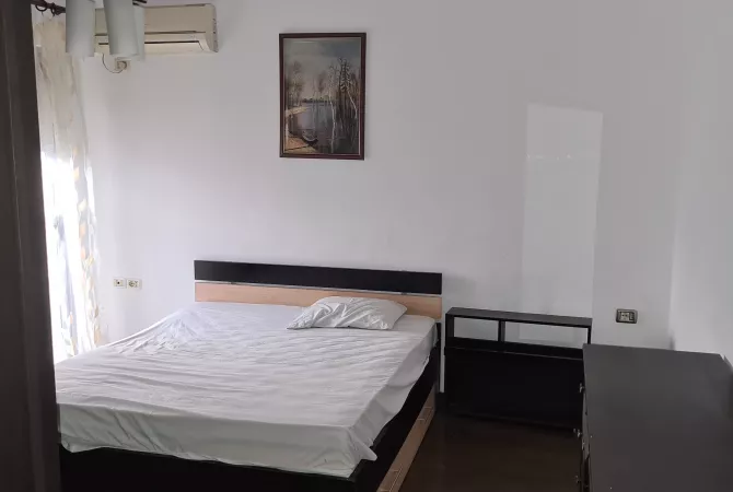 Shtepi me qera 2+1 ne Tirane - 35,000 Leke