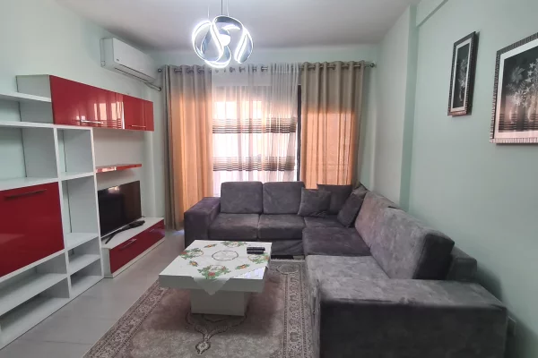 Casa in affitto 2+1 a Tirana - 450 Euro