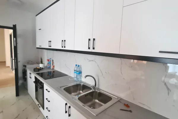 Shtepi me qera 2+1 ne Tirane - 600 Euro