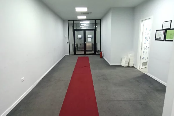 Business Property for Rent 3+1 in Tirana - 5,000 Euro