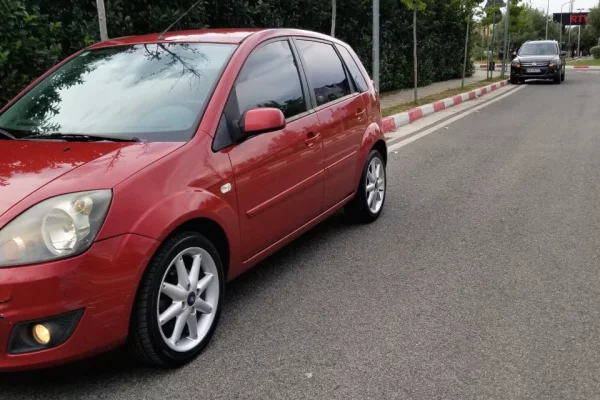 Cars for sale in Tirana, Ford, 2007 Diesel,Kambio Manual Payment 111  Euro.