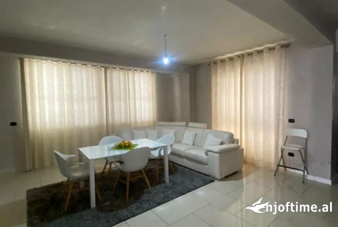 Shtepi ne shitje 3+1 ne Durres - 150,000 Euro