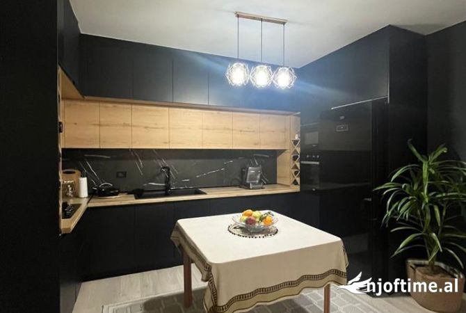 Shtepi ne shitje 1+1 ne Durres - 143,000 Euro