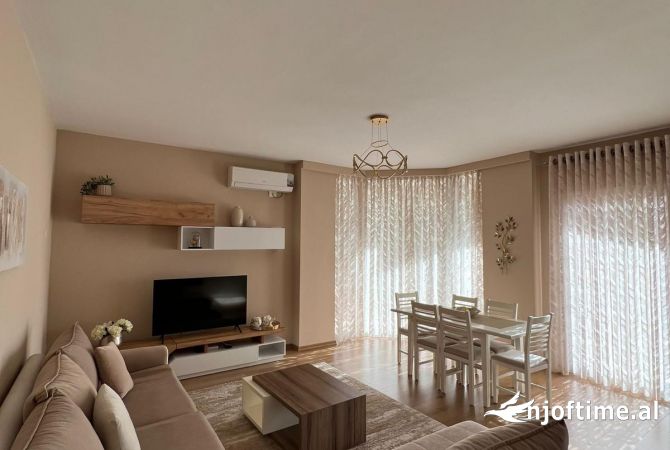 Shtepi me qera 2+1 ne Durres - 1,000 Euro