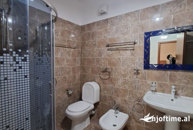 Shtepi me qera 1+1 ne Tirane - 400 Euro
