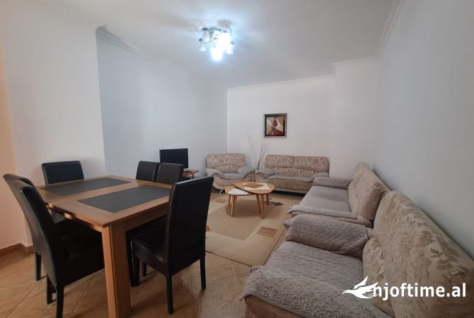 Shtepi me qera 3+1 ne Tirane - 450 Euro