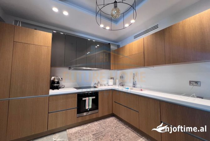 Shtepi me qera 3+1 ne Tirane - 4,000 Euro